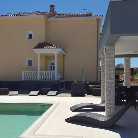 In Zadar With Terrace, Air Conditioning, Wifi, Washing Machine 4141-3 Apartment