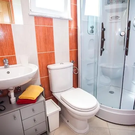 In Zadar With Terrace, Air Conditioning, Wifi, Washing Machine 4141-3 * Zaton (Zadar)