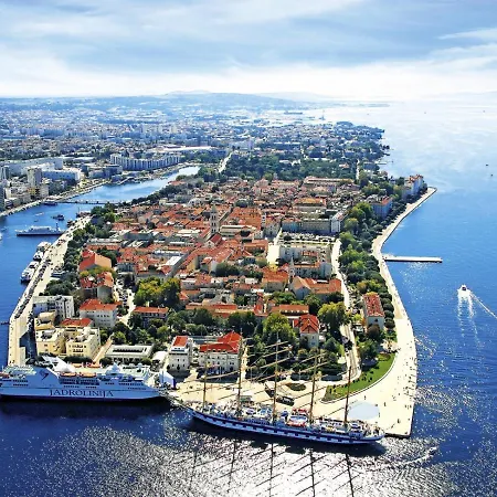 In Zadar With Terrace, Air Conditioning, Wifi, Washing Machine 4141-3 Zaton (Zadar)