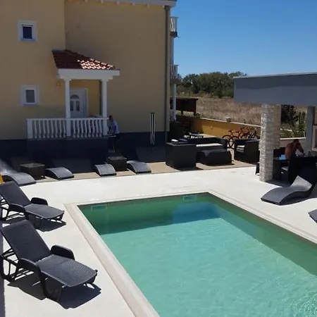 In Zadar With Terrace, Air Conditioning, Wifi, Washing Machine 4141-3 Apartment *